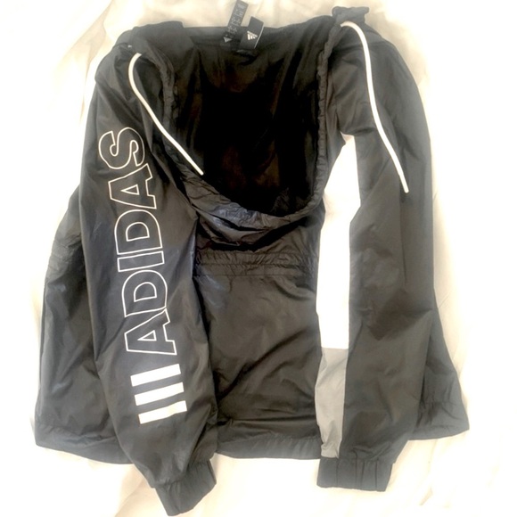 Adidas Black windbreaker with mesh lining and hood. Brand new without ta… - Picture 3 of 10